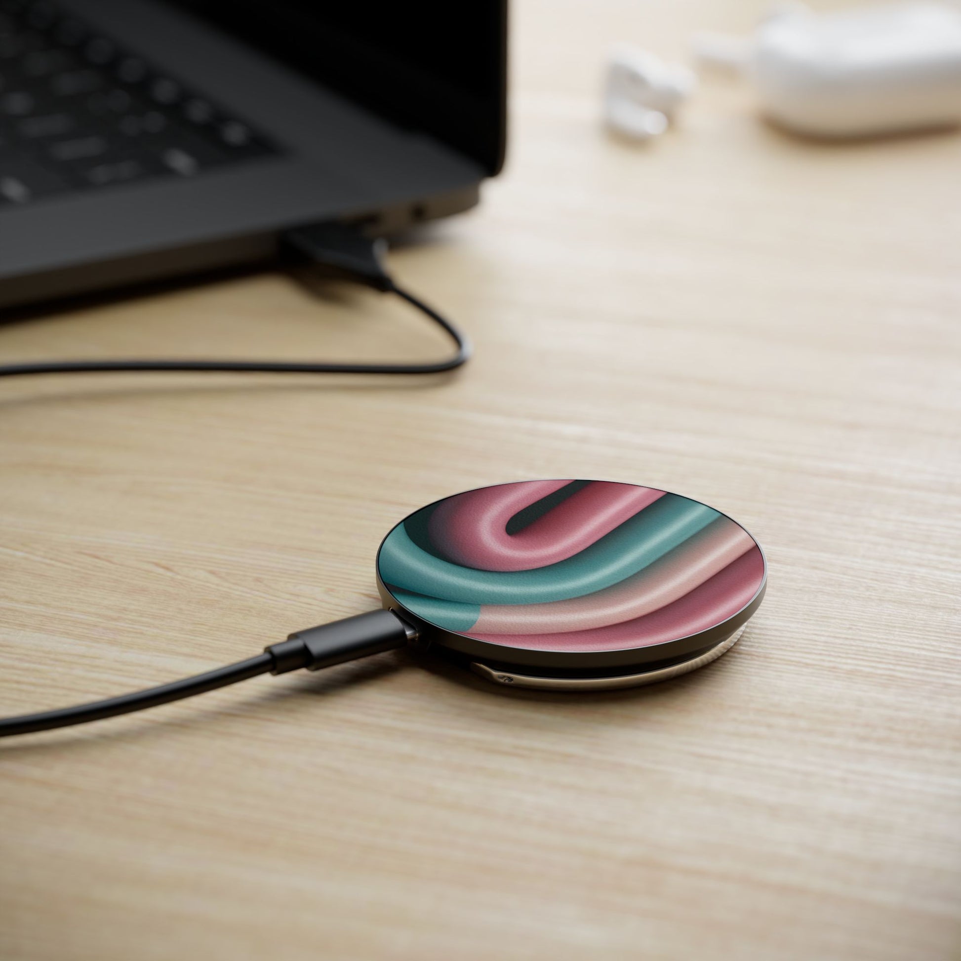 50s Retro Wireless Charger - Designed by Thalia